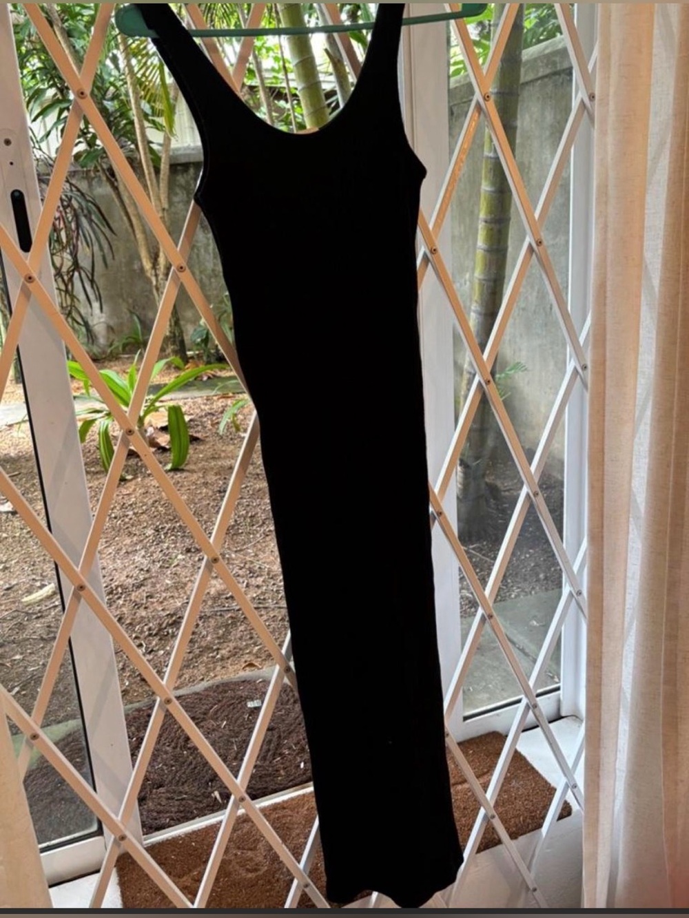 H&M Black Scoop-Neck Maxi Dress